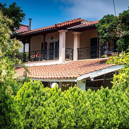 Tholeto Apartments Agios Gordios  Dış mekan fotoğraf